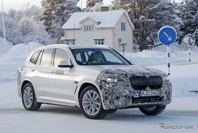 BMW iX3 改良新型プロトタイプ（スクープ写真）