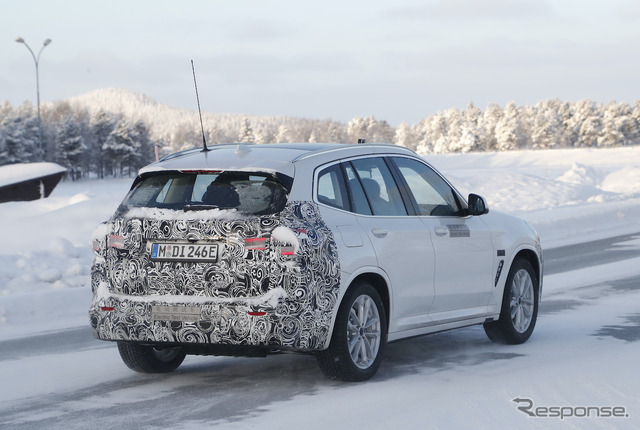 BMW iX3 改良新型プロトタイプ（スクープ写真）