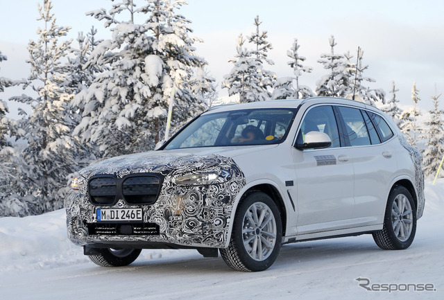 BMW iX3 改良新型プロトタイプ(スクープ写真)
