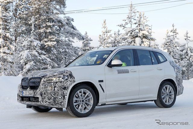BMW iX3 改良新型プロトタイプ(スクープ写真)