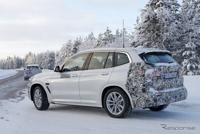 BMW iX3 改良新型プロトタイプ(スクープ写真)