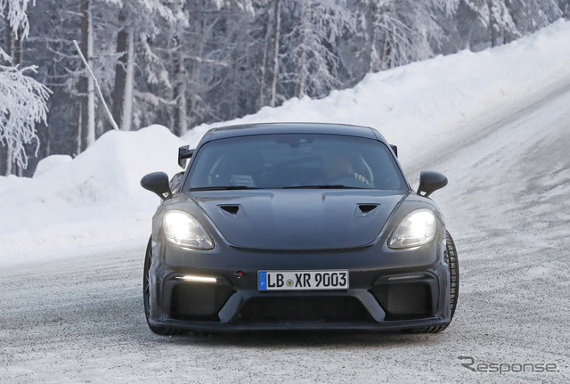 ポルシェ 718ケイマン GT4 RS 市販型プロトタイプ(スクープ写真)