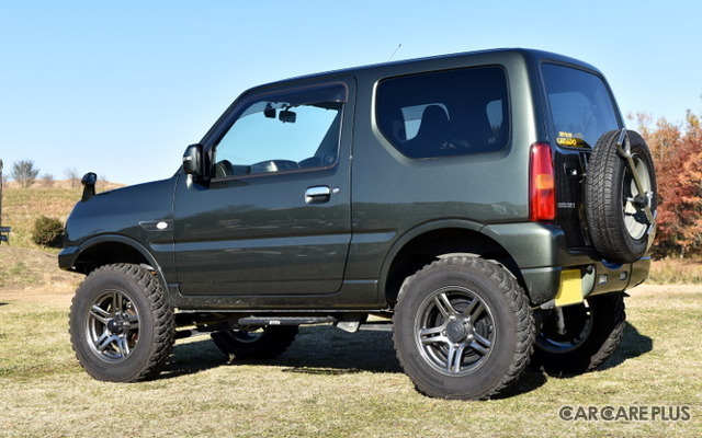 スズキ ジムニー LAND VENTURE 生粋のTOUGH コロッと可愛いく背中にスコップ【愛車 File.12】