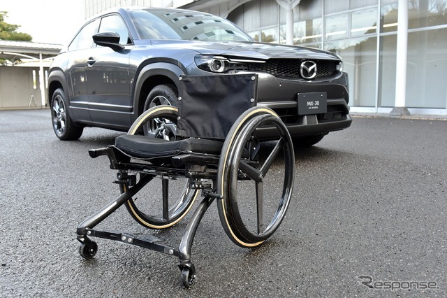 マツダ MX-30 EV 自立支援車両(「Self-empowerment Driving Vehicle」)