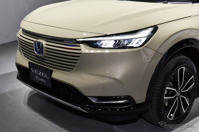 ホンダ ヴェゼル 新型(e:HEV PLaY)