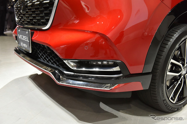 ホンダ ヴェゼル 新型(ホンダアクセス 純正アクセサリー装着車)