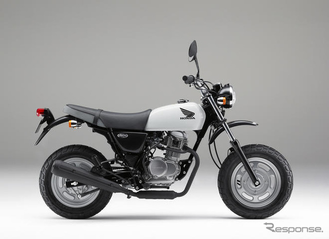 ホンダ エイプ 100 一部改良…環境性能を向上