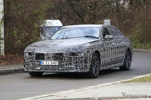 BMW i7 プロトタイプ(スクープ写真)