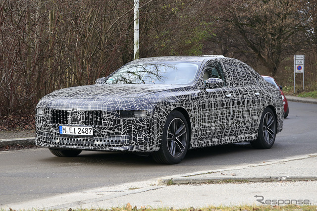 BMW i7 プロトタイプ(スクープ写真)