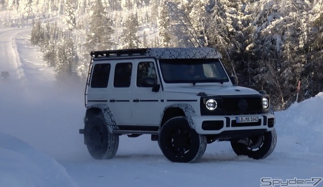メルセデスベンツ G500/G550 4x4スクエアード 次期型プロトタイプ スクープ写真