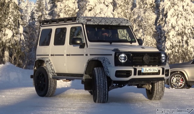 メルセデスベンツ G500/G550 4x4スクエアード 次期型プロトタイプ スクープ写真