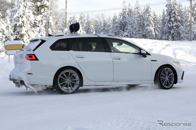 VW ゴルフRヴァリアント 新型プロトタイプ(スクープ写真)