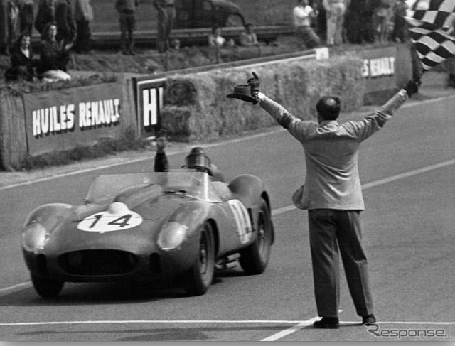 1958年に開催された「ルマン24時間レース」の模様（フェラーリのライブラリー写真）。