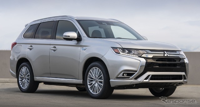 三菱 アウトランダー PHEV の2021年モデル(米国仕様)