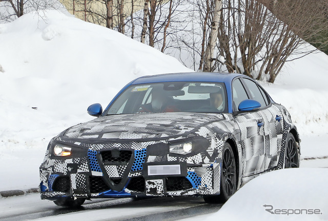 マセラティ グラントゥーリズモ 次期型プロトタイプ(スクープ写真)