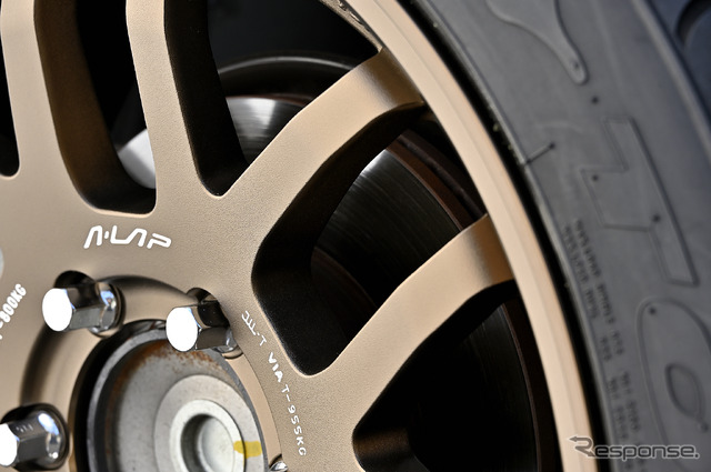 レイズ【A・LAP-07X】推奨サイズ:18×8J Inset38/カラー:ブロンズ/タイヤサイズ:225/50R18