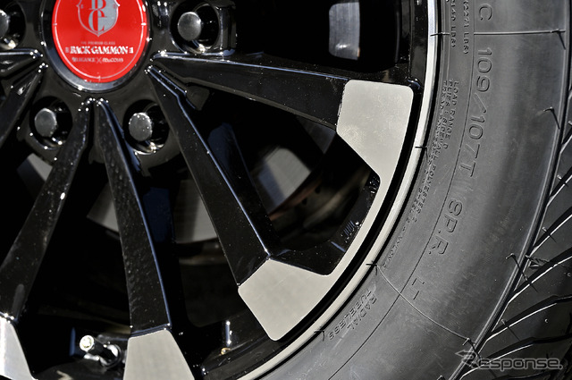 レガンス【バックギャモン】推奨サイズ:17×6.5J Inset38/カラー:グロスブラック/タイヤサイズ:215/60R17