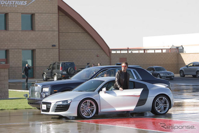パワードスーツ・アイアンマンの愛車はアウディ R8!