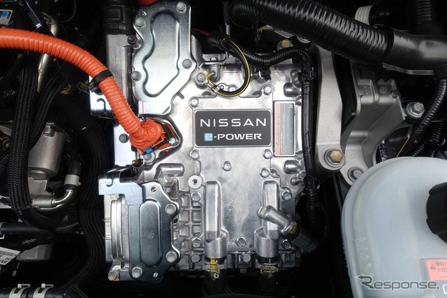 日産 ノートX FWD