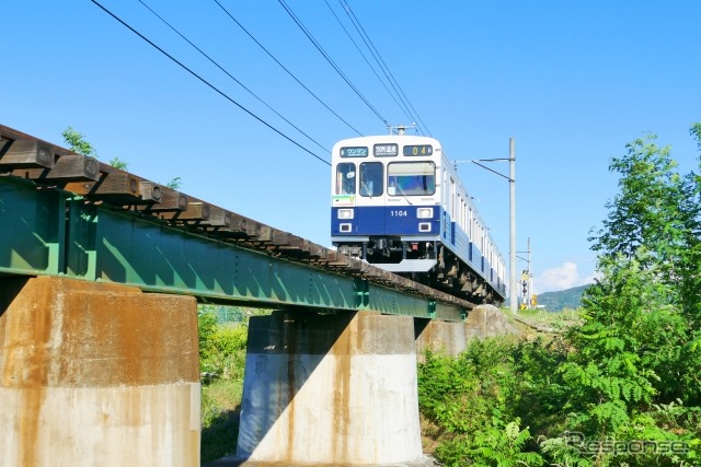 3月28日は終日無料運行される上田電鉄。日曜日だが平日ダイヤで運行され、上田発の下り臨時列車が増発される。
