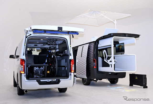 NV350キャラバン ES モビリティコンセプト(左)とNV350 CARAVAN OFFICE POD CONCEPT(右)