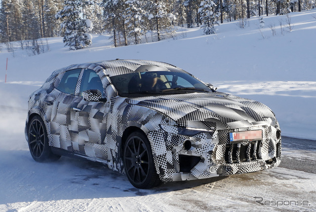 フェラーリ プロサングエ（仮）開発車両（スクープ写真）