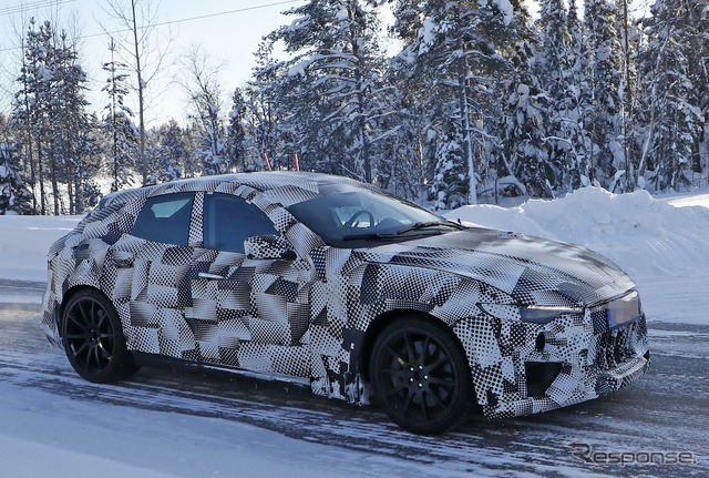 フェラーリ プロサングエ(仮)開発車両(スクープ写真)