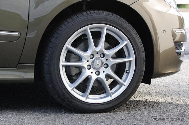 【メルセデスベンツ Bクラス 改良新型】表には出ない走行性能の進化
