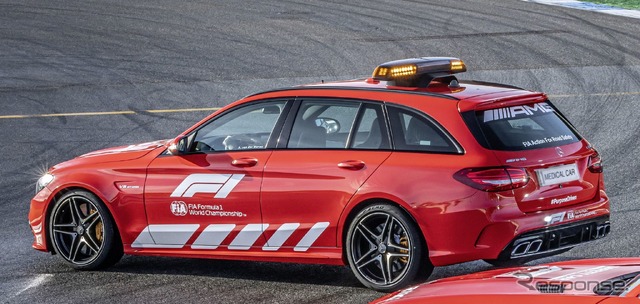 メルセデスAMG C 63 S ステーションワゴン のF1公式メディカルカー