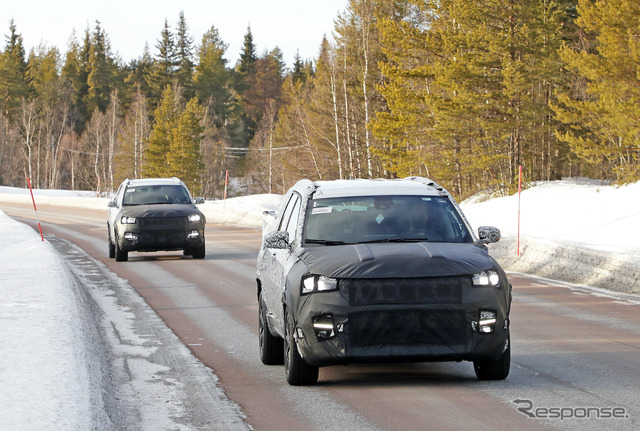 ジープの次世代コンパクトSUV プロトタイプ（スクープ写真）