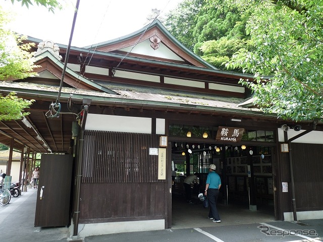 鞍馬線の終点・鞍馬駅。