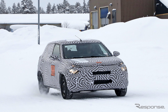 シトロエン C3ベースのクロスオーバーSUV(スクープ写真)