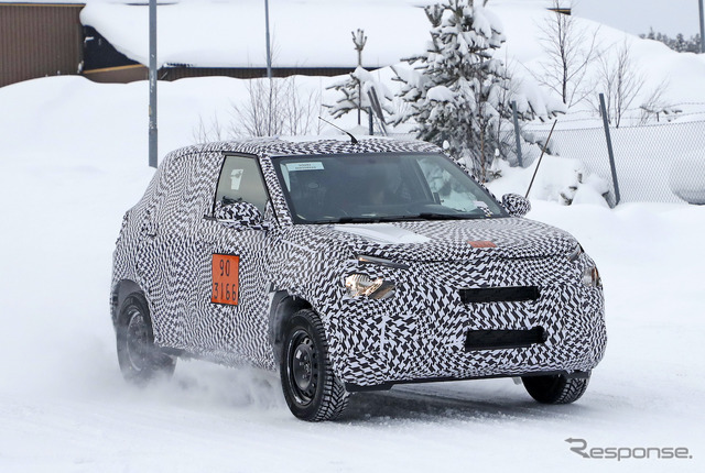 シトロエン C3ベースのクロスオーバーSUV(スクープ写真)