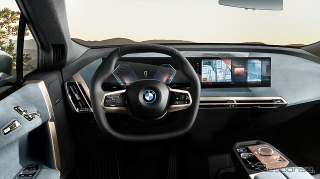 「BMWオペレーティングシステム8」を最初に搭載するBMW iX のインテリア