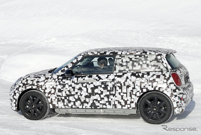 MINI 次世代型 プロトタイプ(スクープ写真)