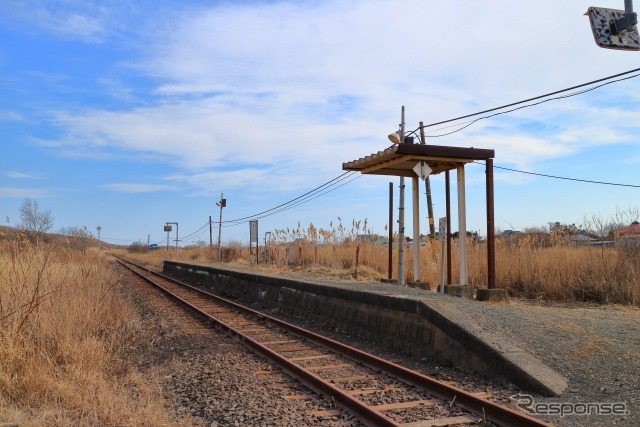 日高本線汐見駅。