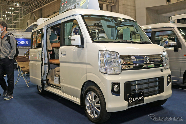ケイワークスのNEDOKO(ねどこ)。フラットベッドはもちろん、オプションで用意されるホットベッドマットも魅力のアイテム。