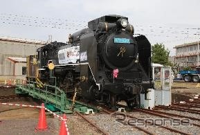 2020年11月に有田川鉄道公園（和歌山県有田川町）から直江津運転センターに搬入されたD51 827。蒸気機関車用ボイラーの修繕で名高いアチハ株式会社が所有しており、えちごトキめき鉄道が5年契約でリースした。