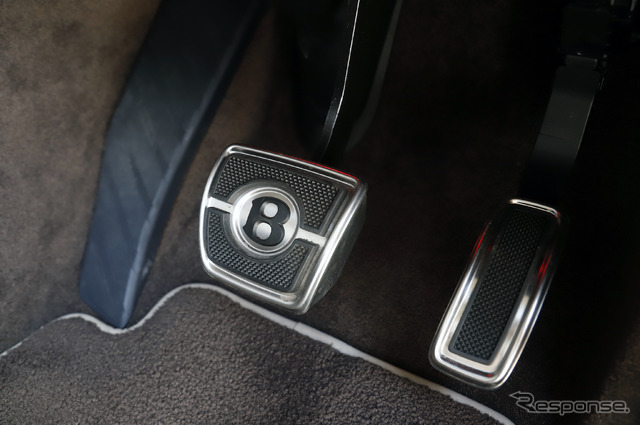 ベントレー ベンテイガ 新型 V8モデル
