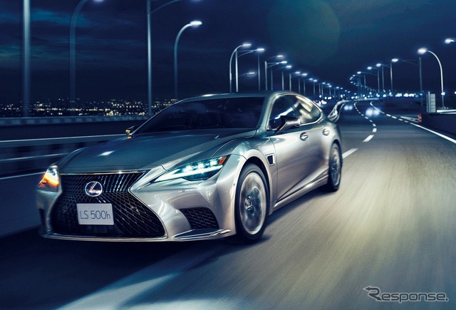 レクサス LS500h EXECUTIVE Advanced Drive(銀影ラスター)<オプション装着車>