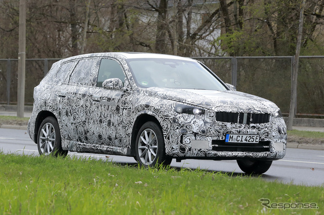 BMW iX1 プロトタイプ(スクープ写真)