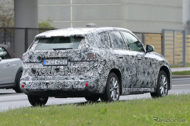 BMW iX1 プロトタイプ(スクープ写真)