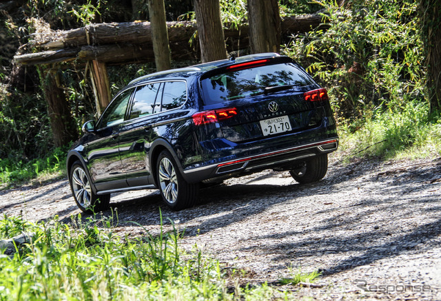 VW パサート オールトラック 改良新型(TDI 4MOTION Advance)