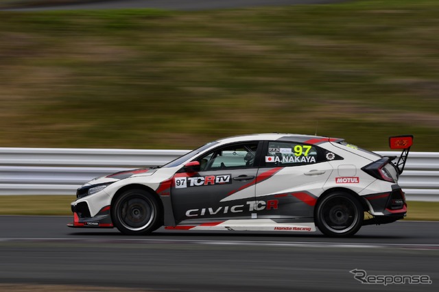 #97 中谷明彦選手（ホンダ シビック TCR）