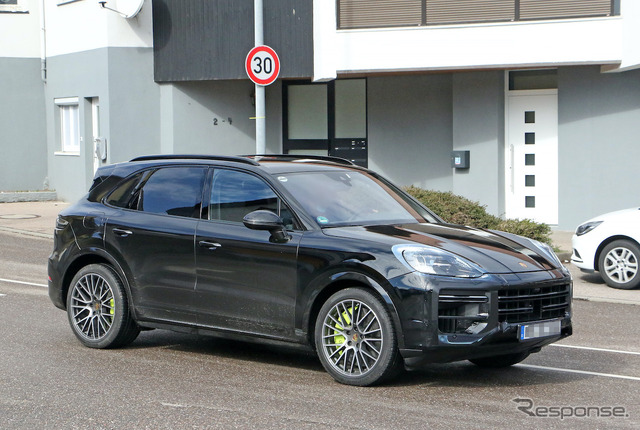 ポルシェ カイエン 改良新型プロトタイプ(スクープ写真)