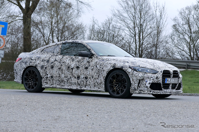 BMW M4 CSL 市販型プロトタイプ(スクープ写真)