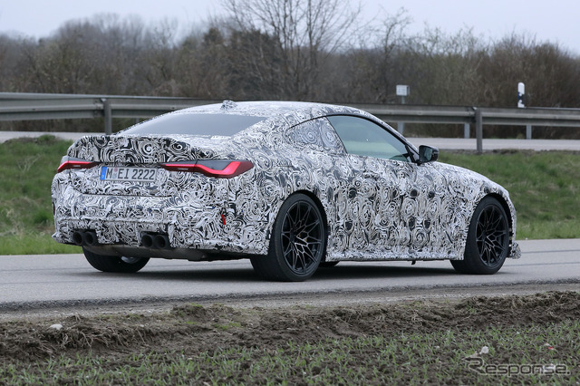 BMW M4 CSL 市販型プロトタイプ(スクープ写真)