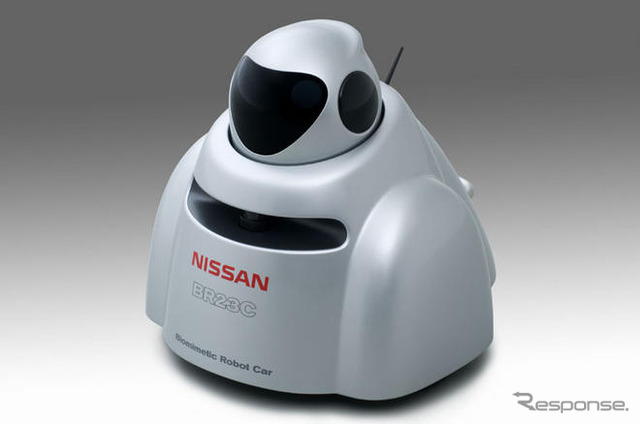 【CEATEC08】ハチの行動解析を応用したロボットカー…日産