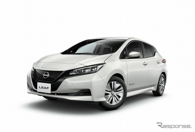 日産リーフ S(ブリリアントホワイトパール)