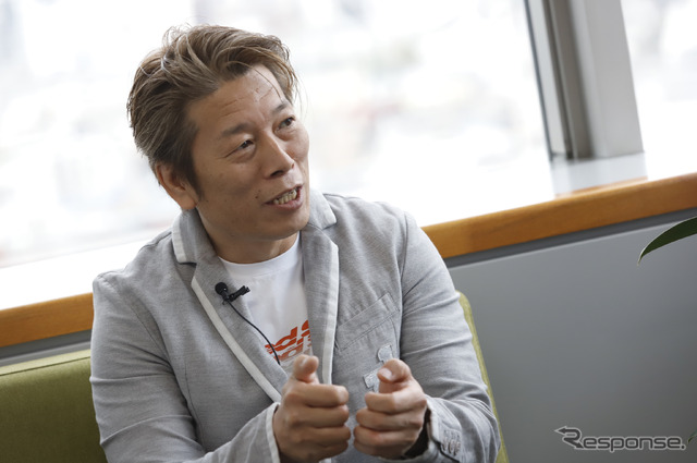 Team KAGAYAMA のライダー&チームオーナーの加賀山 就臣選手